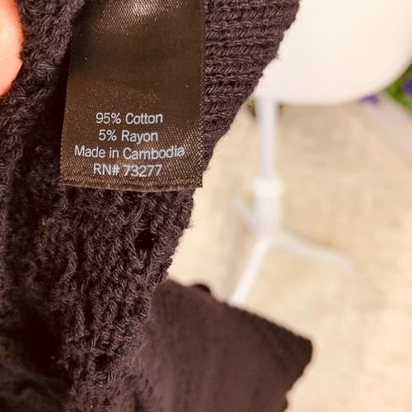 New Simply Vera Wang Women’s Medium Button Down Crotchet Black Cardigan NWT - Picture 11 of 12